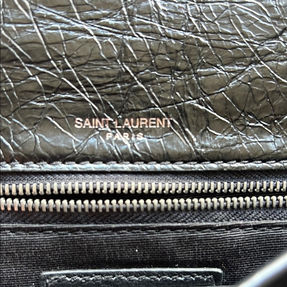 Saint Laurent Black Quilted Patent Leather Shoulder Bag with Chain Strap, Niki - Picture 7 of 8